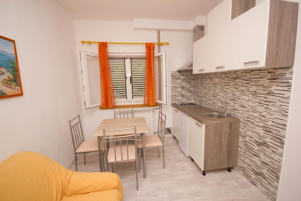Apartments Mornar Poljica  Bagian luar foto